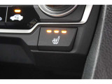 シートヒーター装備付き車!!座席に埋め込まれた電熱線によりシートを暖めることが出来る装備で、温められたシートは、寒い冬には最適です!!