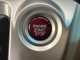 ワンプッシュでエンジンのスタート、ストップが出来て便利です。