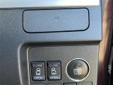 販売車両には法定整備がしっかりと含まれています。見えない部分のトラブルを事前に防止し、安全面を最優先に考えた整備を行ってから納車されるため、納車日から快適に走行できます。