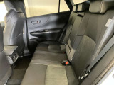 ゆとりある広々とした車内空間は、ドライブを始め買い物やレジャーなど、幅広く活躍します。一人でもみんなとでもお出かけを楽しみましょう!