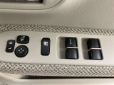 パワーウィンドウです!運転席でラクラク操作!元気なお子様やワンちゃんのイタズラも防いでいただけますよ。