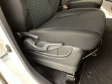 視界良好&操作性も良く、快適な運転席!長時間ドライブも疲れにくく、快適な運転をサポート♪☆詳しくは無料通話0078-6003-827541 相模原ICすぐ