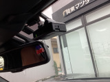 【別途SDカードの購入が必要です。また社外品は保証対象外となります。詳しくは販売店スタッフまで】運転中の映像・音声などを記録して、交通事故やトラブルが起きた時の正確な状況把握に役立つドライブレコーダーが