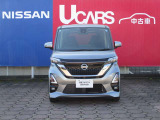 夜間の運転も明るく安心のLEDヘッドライトとフォグランプ装備☆