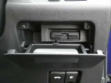 ETC付 料金所もスムーズに通れ、割引料金の適用もあります。ビルトインできれいに収まっており、見た目もスマートです。