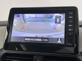 バックカメラで駐車時の死角も確認できます!