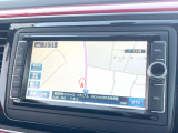 ●純正ナビ:一体感のあるナビは、高級感ある車内を演出してくれます。Bluetooth再生などオーディオ機能も充実しておりますので、運転もより楽しめます♪