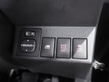 運転席右側のスイッチパネルです。