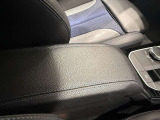 メルボルン・レッドメタリック 電動トランク ACC 禁煙車 AppleCarPlay 18インチホイール パーキングアシスト 後退アシスト バックカメラ 正規認定中古車 全国正規ディーラー保証 2年走行距離無制限