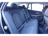 BMWらしい、シンプルですが直感で使いやすい内装デザインです☆お問合せ(無料ダイヤル)0078-6002-613077迄お待ちしております。大阪府吹田市芳野町5-55 毎水曜、第二・第三火曜日定休 営業時間10:00〜18:00
