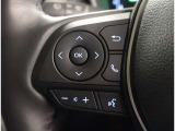 ハンドルから手を放さずに操作出来ますので、安全運転にもつながりますね