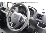 ハンドル周りもスッキリしていて運転しやすいです。