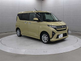 日焼けの原因となる紫外線(UV)を約99%カットするガラスを、全方位に採用。また赤外線(IR)も効果的に遮断し、ジリジリとしたお肌への刺激を低減します。