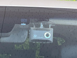 【ドライブレコーダー】ドライブレコーダー装備!走行中はもちろん、あおり運転や事故に遭遇した際、映像で記録し、万一のリスクに備えます。※記録用SDカードはお客様ご自身でご準備いただく必要があります。