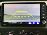 便利な3ビュー切り替え、ガイド線表示付きのバックカメラです。後退時、後方の視界をサポートします