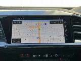 MMIナビゲーション搭載 地図データ最新版にアップデート後ご納車させていただきますのでご安心くださいませ。