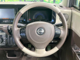 【純正革巻きステアリング】上質な革を使用することで、手にしっかり馴染みとても運転しやすいハンドルです♪