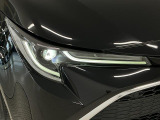【LEDヘッドライト】現代の主流のライト。明るい光が瞬時に立ち上がり、必要な場所を均一に照らします。寿命も長く省エネで、スタイリッシュなデザインです♪