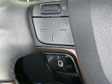 ステアリングスイッチ装備!運転しながら手元でオーディオの操作などができます。