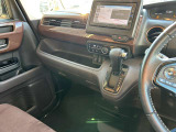 在庫車両に関してはお客様により良いものをご提供する為に品質に拘って仕入れを行っております。各お車の状態はそれぞれですのでご商談時に当店スタッフがご説明させて頂きますのでご安心くださいませ。