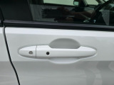 運転席側のドアノブです。