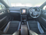 XC40 T4 AWD Rデザイン 4WD 