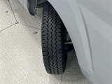タイヤサイズは145/80R12!残り溝は4ミリ程度です!