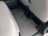 フロアマットもきれいな状態です。