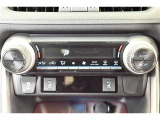 中古車の総合評価や内外装の状態などをひと目で分かるよう、トヨタ車のプロの検査員が実施した「車両検査証明書」をご用意しています。