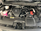 こちらがレクサスの心臓部です。スチーム洗浄で綺麗にクリーニング済みです。ご納車前に点検整備、消耗品の交換を行い、お渡しいたします。