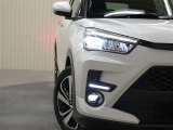 LEDヘッドライトです。デザイン性がよくとても明るいので、夜間の走行や悪天候でも安心です。しかも長寿命!