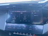 さらにフロントシート2席にはマッサージ機能を装備しています。長時間の運転も快適です。