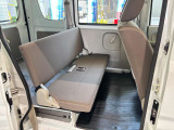 株式会社スズキ自販近畿アリーナ高槻西です。2025年 12月に中古車フロアをオープンいたしました。