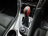 シフトも操作しやすく、快適な運転をサポートしてくれます!!