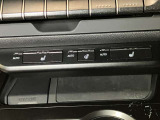 運転席・助手席にはシートヒーターとシートベンチレーター、ステアリングヒーターが装備されており季節を問わず快適にドライブしていだけます