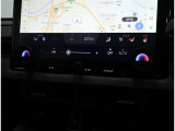 シートヒーター、ベンチレーション装備:寒い日や夏の暑い日に役立つ運転席・助手席に装備されています♪