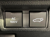 【パワーバックドア】スマートキーや運転席のボタンを押すだけでリアゲートが自動で開閉します!荷物を持っている時や、高い位置にあるバックドアを閉める際に便利な機能です♪
