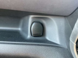 シガーソケットを装備しております。