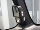 ◆サイドビューサポートミラー◆車の左前の見ずらい所・助手席側のドアの下あたりの見づらい所を映すから、駐車がずっとラクになります。