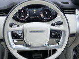 高精度なフィードバックをもたらす電動パワーステアリング。必要時のみ作動するため、低速時はアシスト力を高め高速時には操舵感を向上させるなど、高度なコンピューター管理によりステアリングを最適に調整します。
