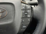●クルーズコントロール●は、速度を設定すると、アクセルを踏まなくても、一定速度走行します! 高速道路でずっとアクセルを踏んでいなくよいのです!足に、負担が掛かりませんね♪