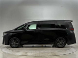 当社の車両本体価格には、納車前の車検整備費用も含まれています。別途で支払う場合、点検費用も安くありません。やっぱりU-Carは総額でも比べる必要がありますね。