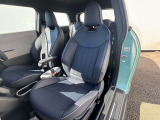 こちらのお車はMINI NEXT鶴ヶ島に展示中です。☆お問合せをお待ちしてます!