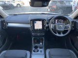 XC40 T4 AWD モメンタム 4WD 4WD 修復歴無し