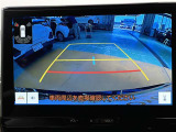 バックモニター装備!駐車時等に活躍♪ ガイドライン付きで、自信が無くても O.K♪ 一度体験すると、無くてはならないものですよ☆
