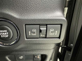 両側電動スライドドアで狭い所でも乗り降り楽々です!