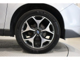225/55R18