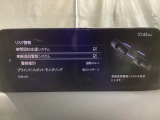 車線逸脱警報システムは、走行中にカメラで車線を検知して、自車が車線から逸脱する可能性があると判断した場合に、警報によりドライバーに通知します。