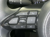 ステアリングスイッチ装備!運転しながら手元でオーディオの操作などができます。