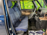 運転席シート廻りは使用感も少なく、良好な状態となっています。丁寧に使われていたことがよくわかりますね。